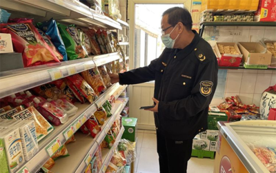 普集市場(chǎng)監(jiān)管所 開(kāi)展食品安全風(fēng)險(xiǎn)排查防控專項(xiàng)檢查，筑牢食品經(jīng)營(yíng)安全防線